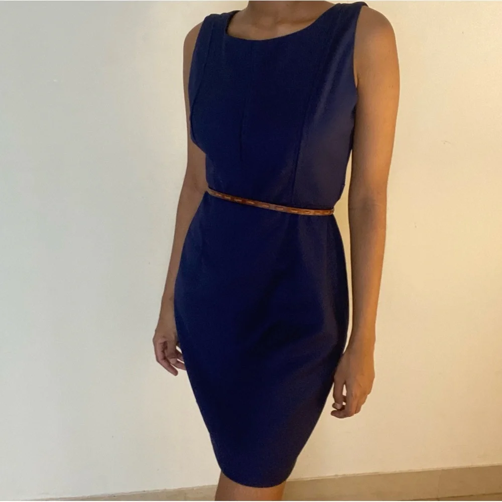 VanHeusen tailored formal or work wear dress in Navy - Picture 5 of 6